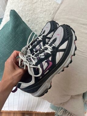 Nike Air Trail Runners Walking Shoes | Size 8